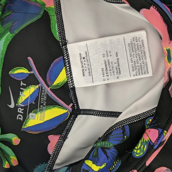 Nike Women's Tights Size Small Black Pink Green Floral Birds Ruched 3/4 Length - Picture 8 of 11